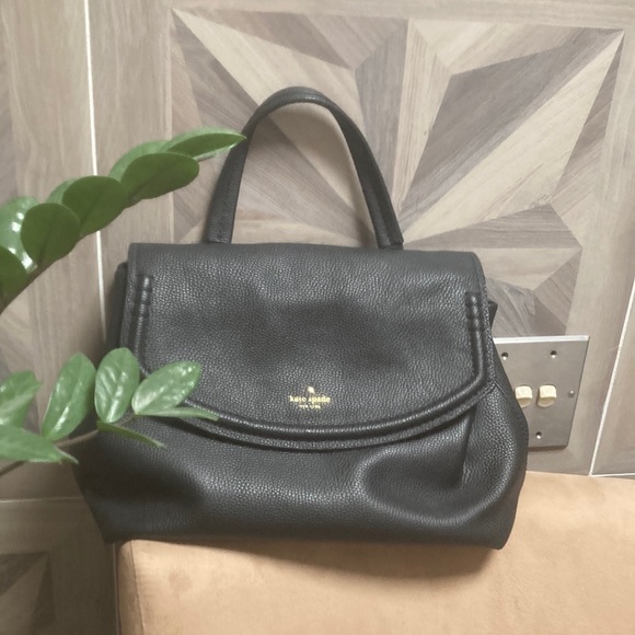 Kate Spade Purse - Picture 1 of 5